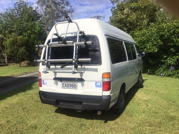 Hiace Van photo 2