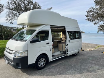 Toyota Hiace 4 Berth Camper photo 1