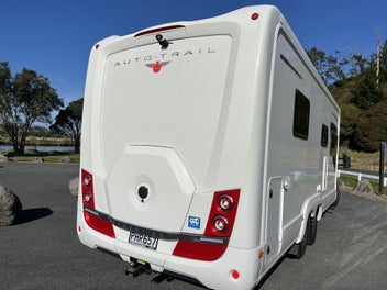 Auto Trail Comanche photo 2