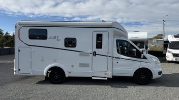 2024 Dethleffs T6615EB Rear single beds photo 2