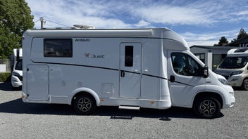2022 Dethleffs Just 90 T6812EB - rear single beds photo 1