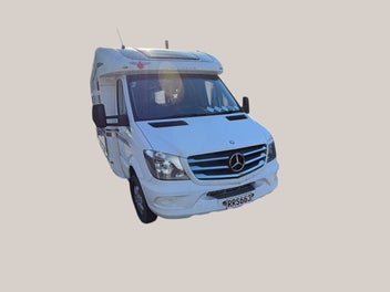 2016 Mercedes-Benz Sprinter U shape living room photo 1