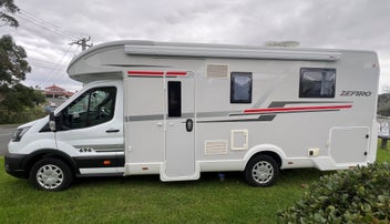 2023 Roller Team Zefiro 696 - 4-Berth photo 2