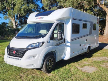 Fiat Ducato Pilote P746FC - 4-Berth photo 1