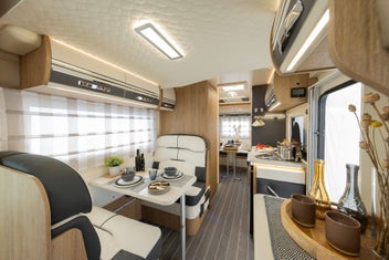 2026 Roller Team Auto-Roller 747 Ford Transit photo 2