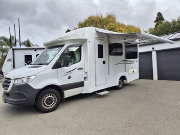 2019 Kea Breeze Mercedes Motorhome photo 2
