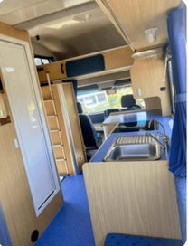 Mercedes Motorhome photo 2