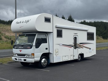 2005 Isuzu N Series Monaco photo 1