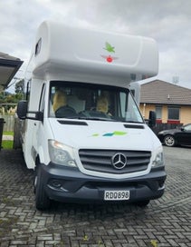 2015 Mercedes Benz Sprinter photo 1