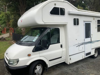 2003 Ford Transit 90 T350 photo 1