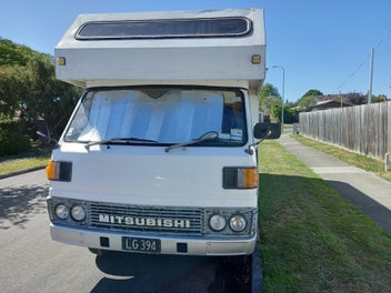 1983 Mitsubishi Canter photo 1