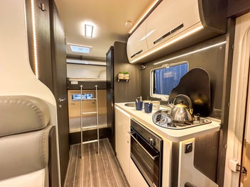2019 Roller Team Zefiro 675 with bunk beds photo 1