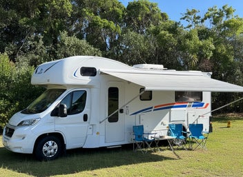 2017 Jayco Conquest 6 Berth | Car License | Fiat photo 1