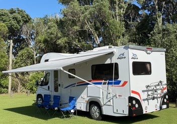 2017 Jayco Conquest 6 Berth | Car License | Fiat photo 2