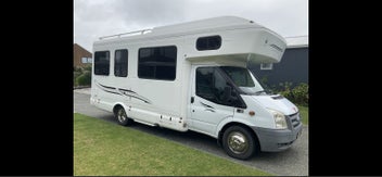 2009 Ford Transit Kea Endeavour 6 Berth Motorhome photo 1
