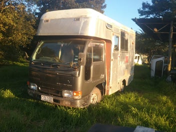 nissan diesel td25 camper photo 1