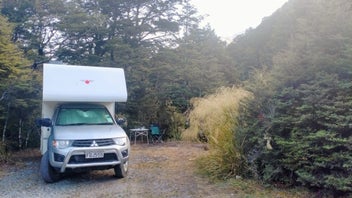 2010 4wd Mitsubishi Triton 2-3 berth motorhome photo 1