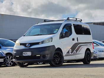 2014 Nissan NV200 certified self contained photo 1
