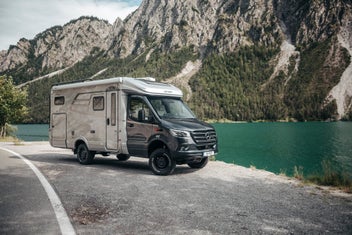 2025 Hymer 4x4 ML-T 580 - 1 Model 2025 left! photo 1