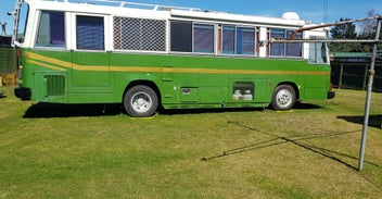 1988 Nissan Motorhome, 9M, RM81G photo 2