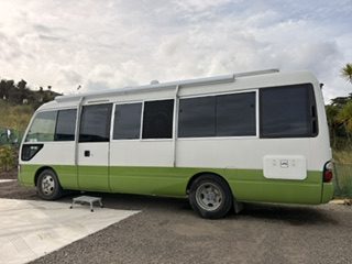 2004 Toyota Coaster photo 2