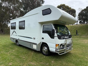 2003 Isuzu N Series NPR450 4x2 Truck photo 1