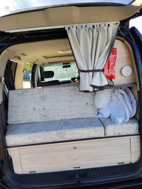 Nissan Elgrand Campervan - Elgrando the Explorer photo 2