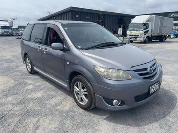 2004 Mazda MPV Motorhome (AKL) photo 1
