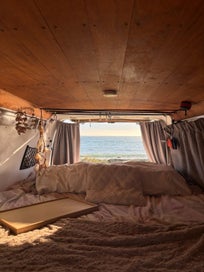 Mazda E2000 LWB Campervan photo 2