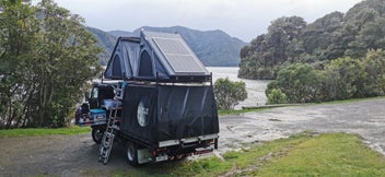 2016 Expedition 4x4 Fuso Canter photo 1