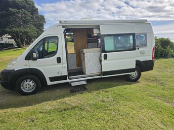 Camper Van photo 2