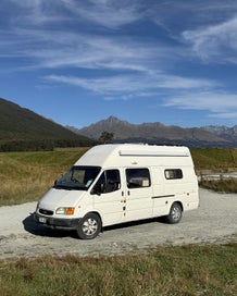 Off-Grid Ford Transit Campervan: Solar, Starlink photo 2