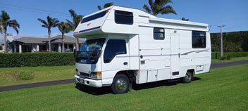 Traillite 6.5M Isuzu 2002 NPR450 photo 2