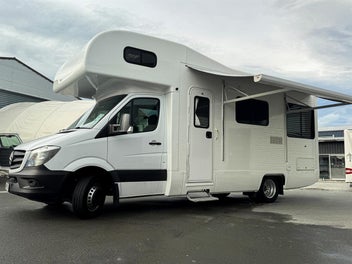 2017 Mercedes-Benz Sprinter KEA Platinum M721 photo 2