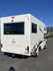 Explorer Navigator photo 2