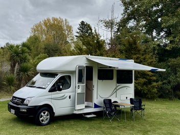 2018 Kea Breeze Motorhome photo 2