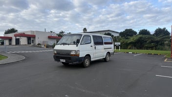 1995 Toyota Hiace LWB Campervan photo 2