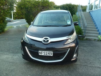 Mazda Biante photo 2