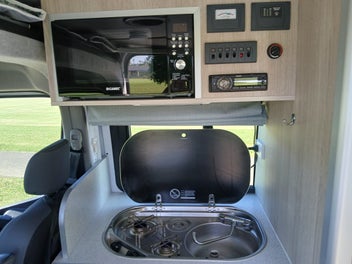 2018 RENAULT MASTER photo 2