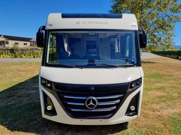 2025 Mercedes-Benz LeVoyageur Heritage 8.7CF 4... photo 2