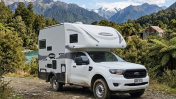 2021 Sunliner Chase 4x4 photo 1