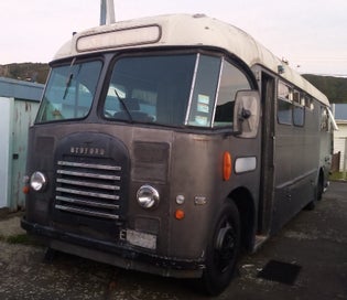 SB3 BEDFORD BUS photo 1