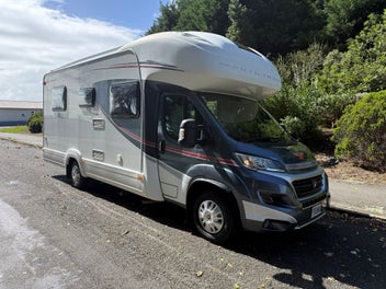 Autotrail Imala 730 photo 1