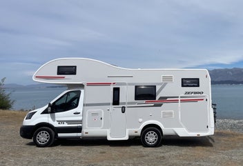 2023 Roller Team 675 – 6 Berth Family Motorhome photo 2