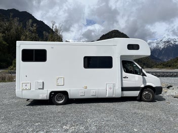2014 VW Kea River Rest, 6 Berth Motorhome photo 2