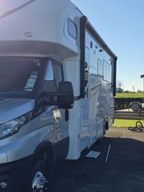 2021 Jayco Optimum IV25-5B – Luxury Motorhome photo 2