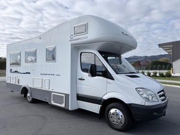 2008 V6 Mercedes Benz CoachCraft Sand Piper 750