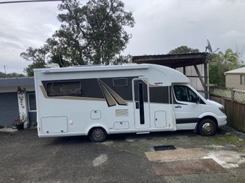 2018 Mercedes Sprinter / Frankia motorhome photo 2