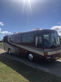 1991 Mitsubishi Fuso MK117 9 metre photo 2