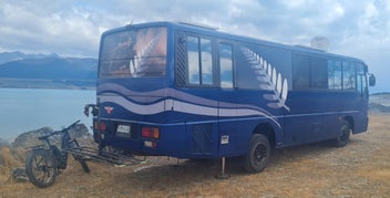 Mitsubishi 9 mtr Motorhome photo 2